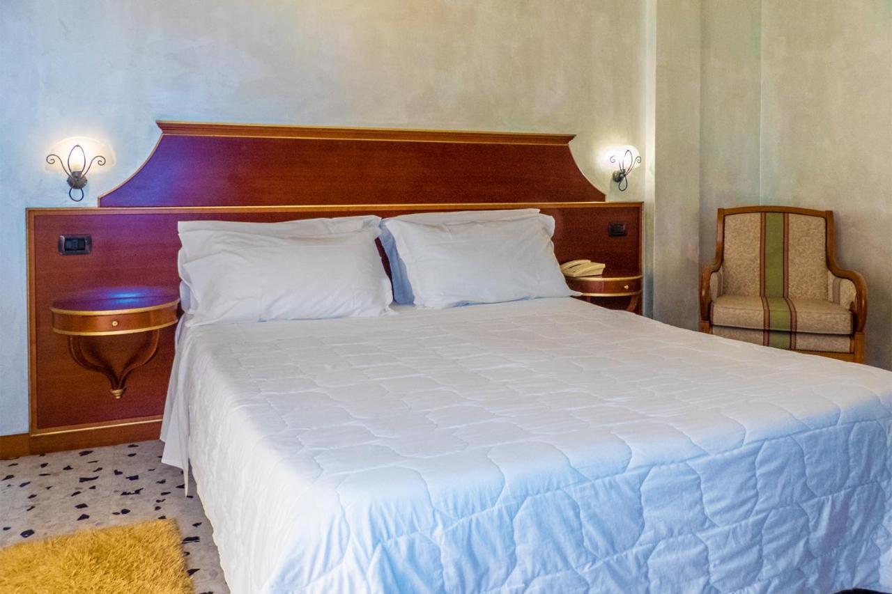 Hotel Astoria Fermo Extérieur photo