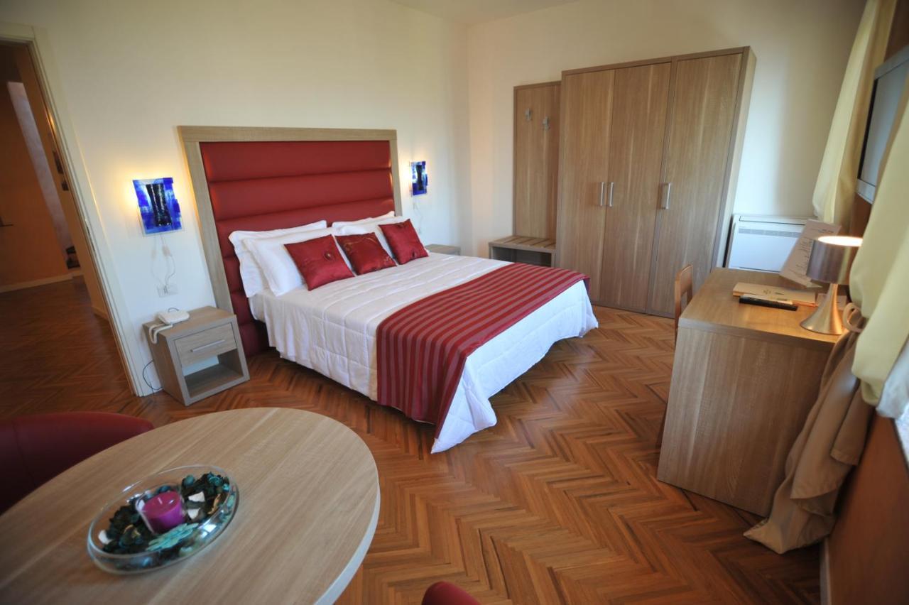 Hotel Astoria Fermo Extérieur photo