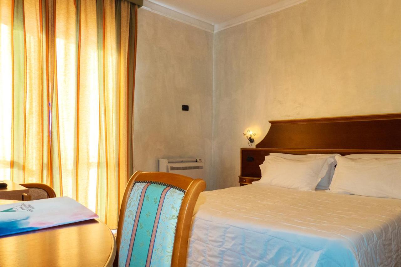 Hotel Astoria Fermo Extérieur photo