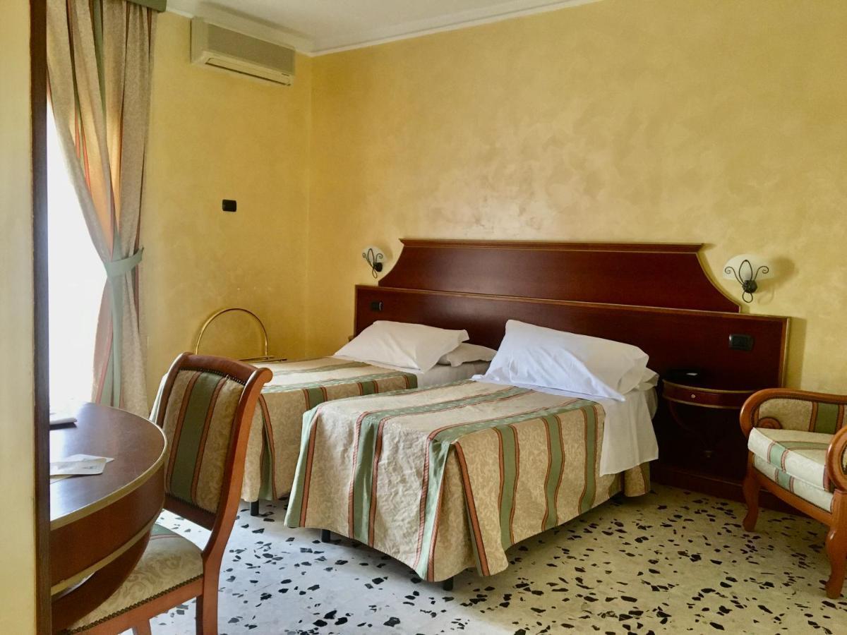 Hotel Astoria Fermo Extérieur photo