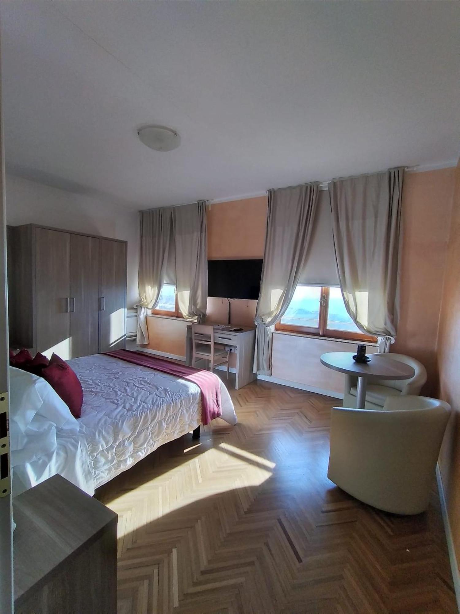 Hotel Astoria Fermo Extérieur photo